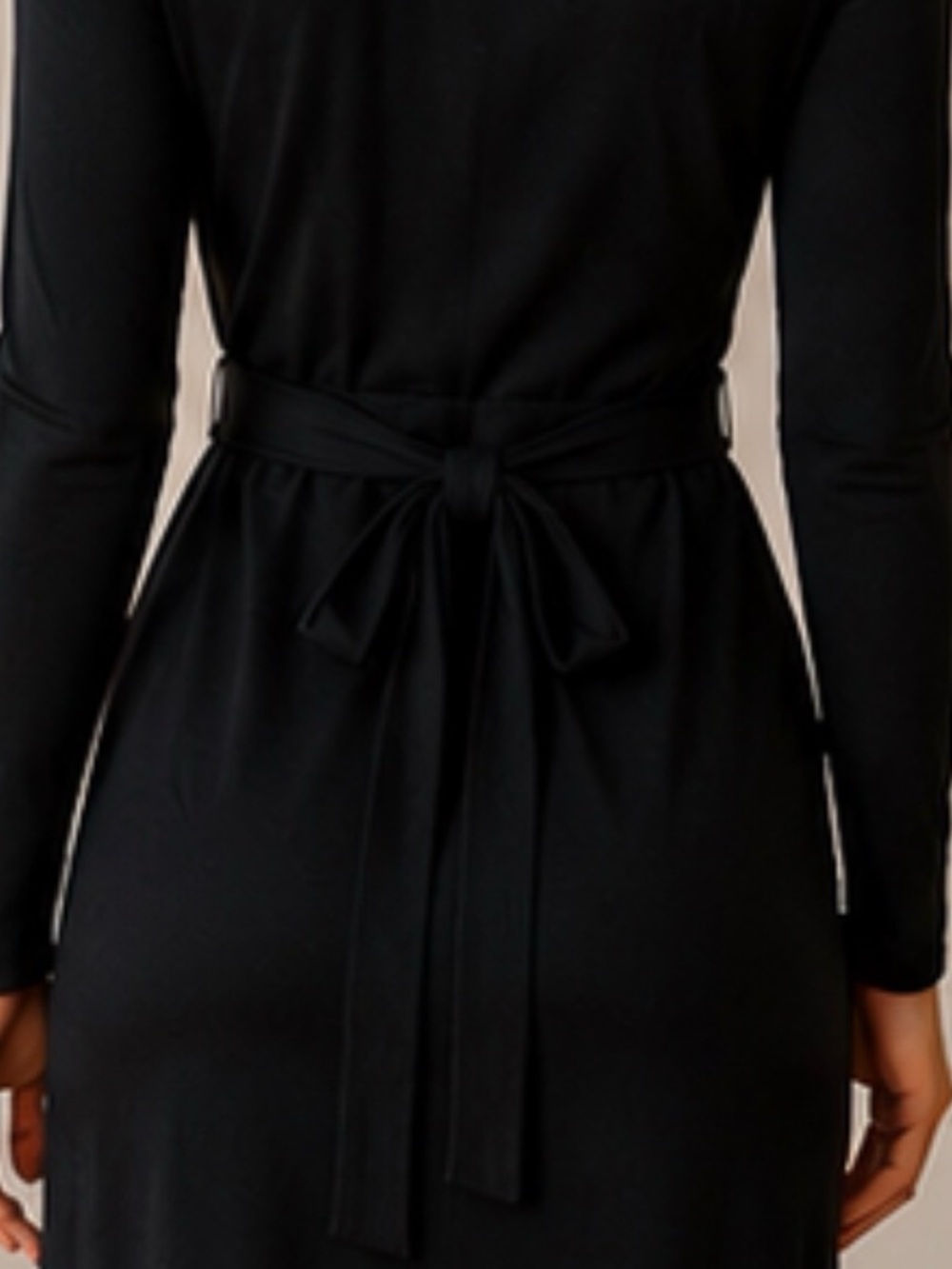 Diane von Furstenberg DVF Black 100% Merino Wool Wrap Sweater Dress, P (Small) - Picture 2 of 11